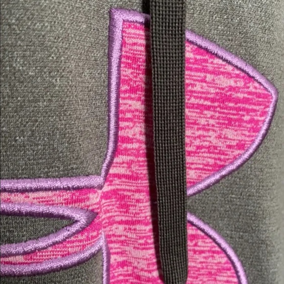 Hoodie, brand: Under Armour, size: medium, grey and pink - Picture 3 of 4